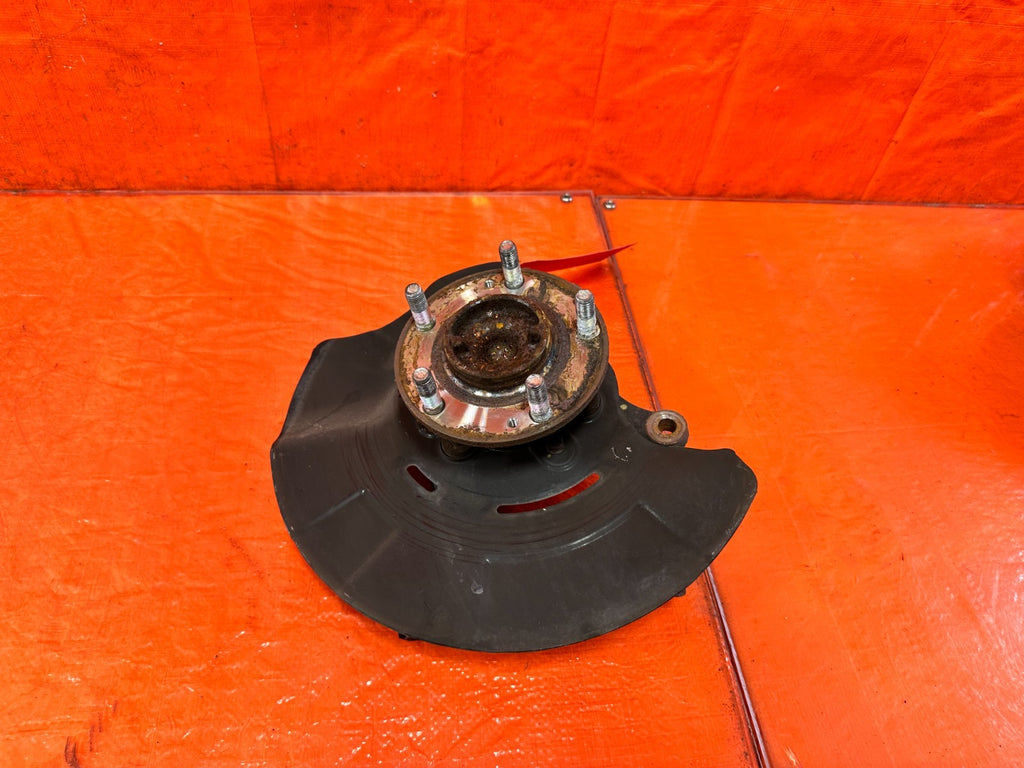 12 16 HYUNDAI GENESIS COUPE   DRIVER LEFT FRONT SPINDLE KNUCKLE HUB   OEM #3020