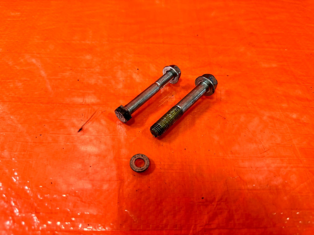 15 21 SUBARU WRX & STI   SHIFTER BRACKET BOLTS   OEM #2660