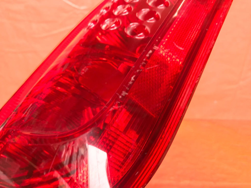 OEM 2008 2009 2010 SCION XB PASSENGER RIGHT TAIL LIGHT LAMP 08 09 10 5