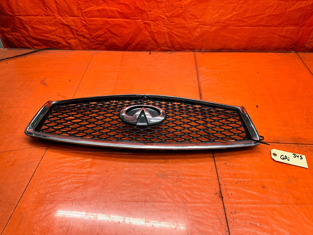 14-15 INFINITI Q50 3.7L AWD FRONT BUMPER RADIATOR GRILLE W/ FRONT CAMERA OEM 3450