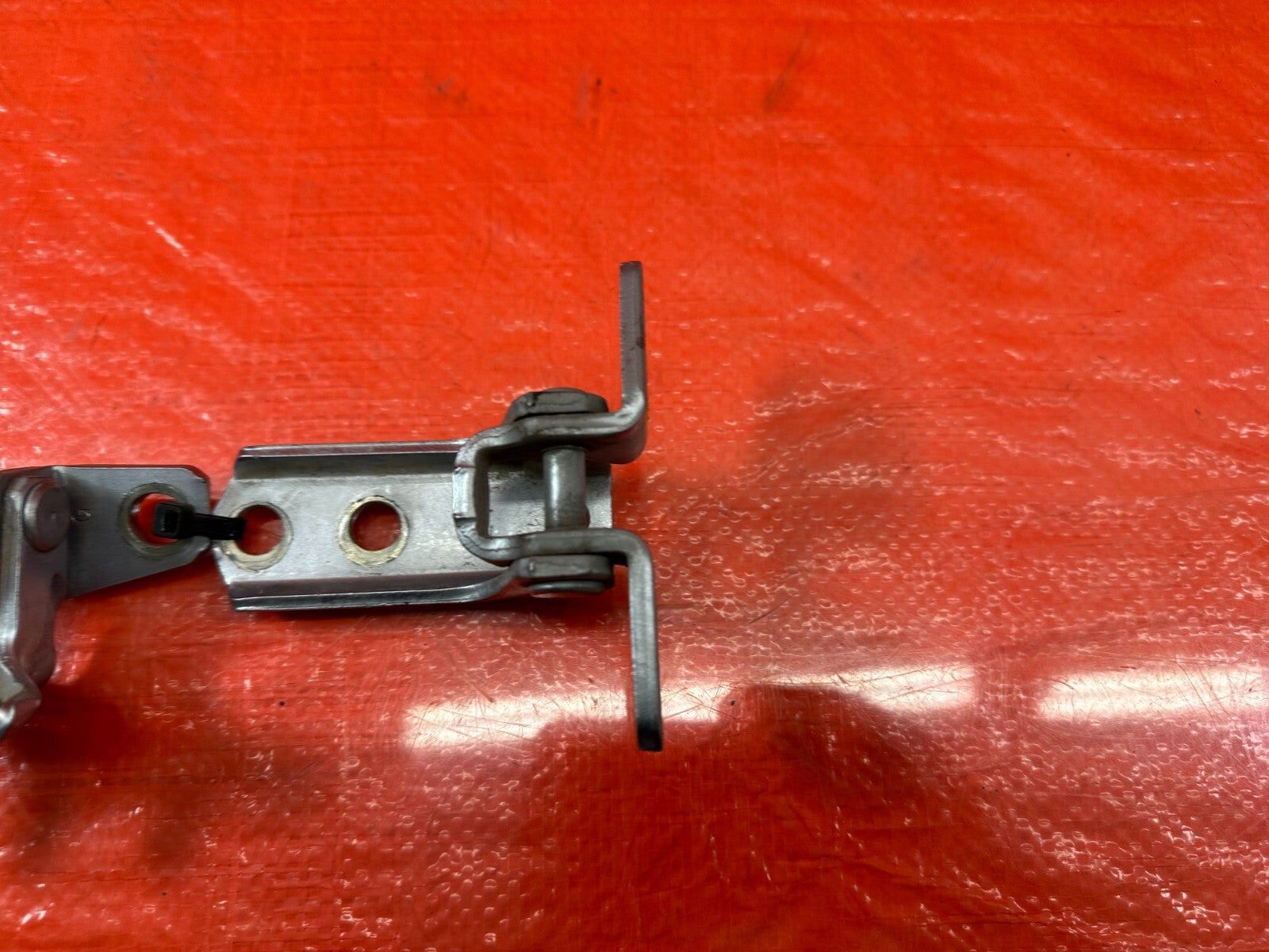 08 15 LANCER EVOLUTION X EVO 10   DOOR HINGE SET UPPER & LOWER LEFT REAR OEM 2144