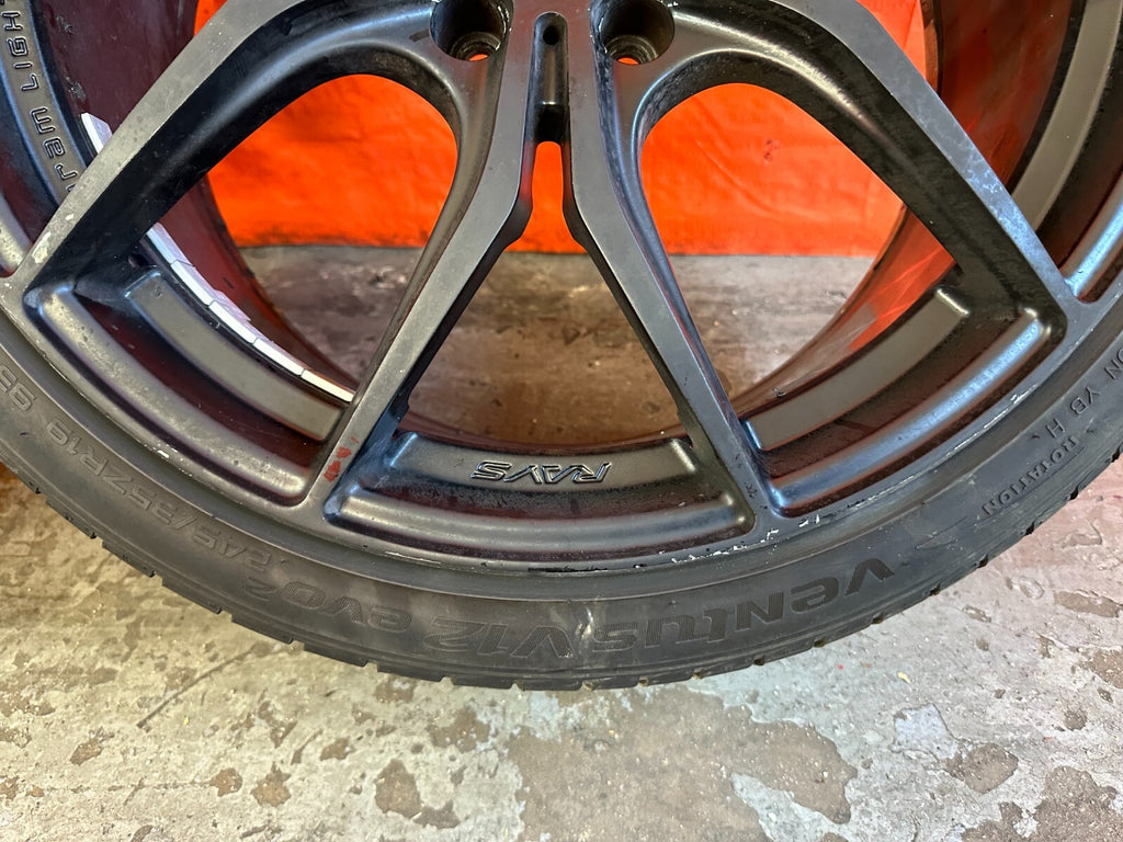 JDM RAYS GRAM LIGHTS   57FXX   5x100 / 19x9 / +38 / VENTUS V12 EVO2   245/35ZR193