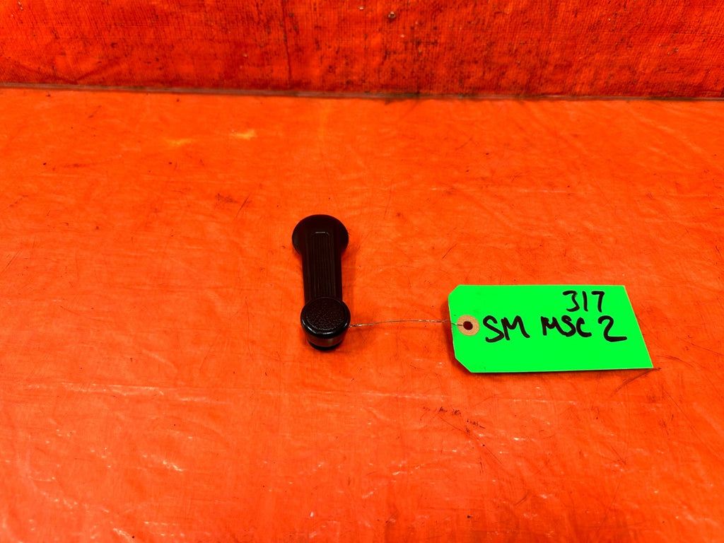 90 91 HONDA CIVIC HATCHBACK   DRIVER LEFT WINDOW CRANK ROLL UP HANDLE   OEM 3170