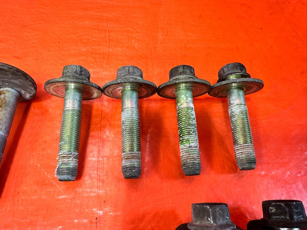 09 11 MAZDA RX8 RX 8 REAR CONTROL ARM TRAILING ARM LEFT AND RIGHT BOLTS OEM 3033