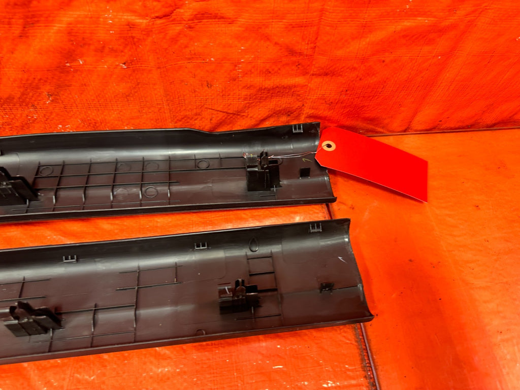 09 11 MAZDA RX8 RX 8   LEFT AND RIGHT FLOOR PILLARS SCUFF PLATE SET   OEM 30310