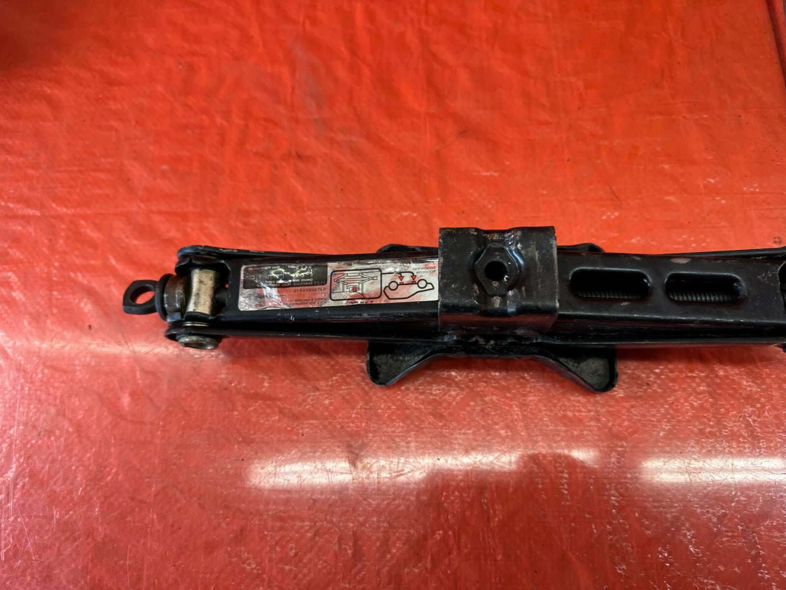 04 08 ACURA TL   SPARE TIRE PANTOGRAPH / SCISSOR JACK   OEM FACTORY #2342