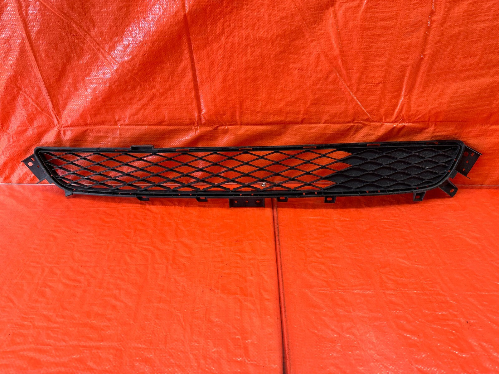 16 17 INFINITI Q50   RED SPORT 400   FRONT BUMPER COVER GRILLE INSERT   OEM #1850