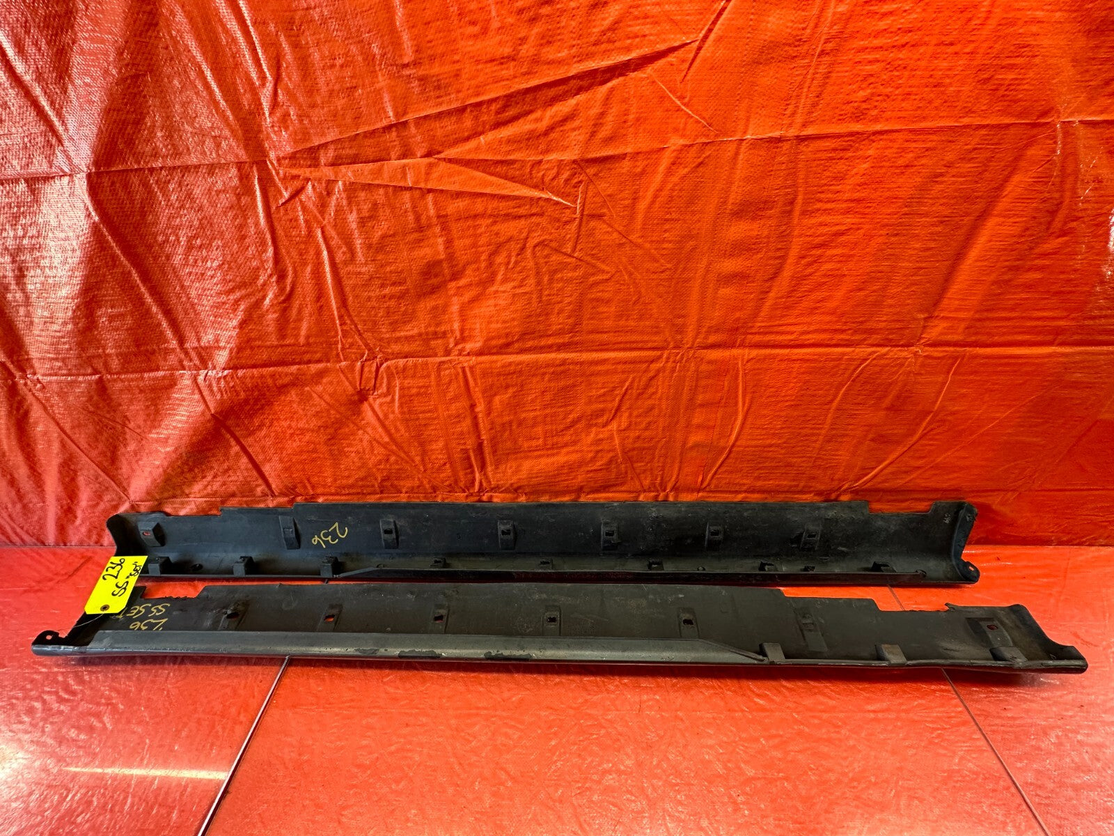 92 95 HONDA CIVIC 2D COUPE LEFT & RIGHT SIDE SKIRTS ROCKER MOLDING TRIM OEM #23612