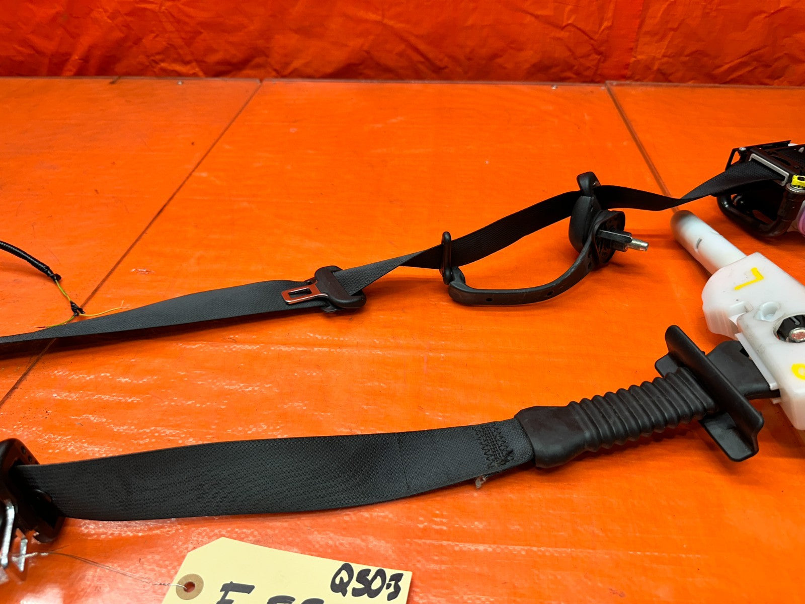 14 23 INFINITI Q50 LEFT & RIGHT FRONT SEAT BELTS SAFETY BELT BLACK OEM FACTORY 33