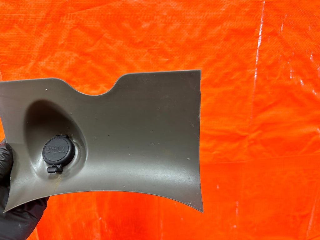 02 06 ACURA RSX   12 VOLT CENTER CONSOLE TRIM 12V 12 V   OEM #280 11