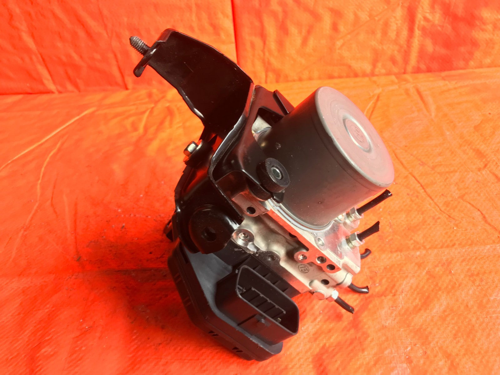 OEM 2016 16 LEXUS IS200T ANTI LOCK BRAKING ABS MODULE PUMP 89541 534202