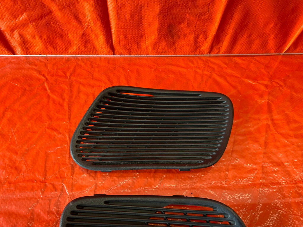 94 01 ACURA INTEGRA 2D REAR SPEAKER COVER TRIM PLASTIC LEFT  RIGHT BLACK OEM 1046