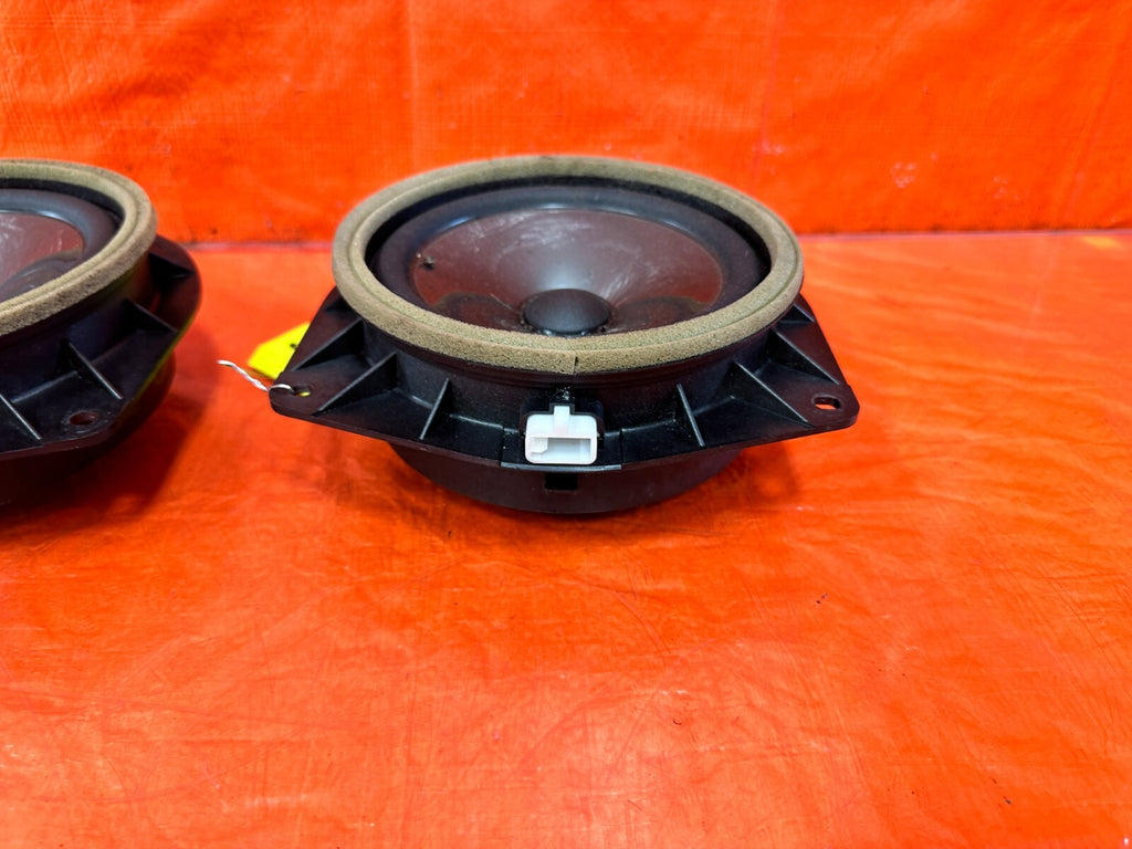 FRS BRZ & 86   LEFT & RIGHT FRONT DOOR MOUNTED AUDIO SPEAKERS OEM #2934
