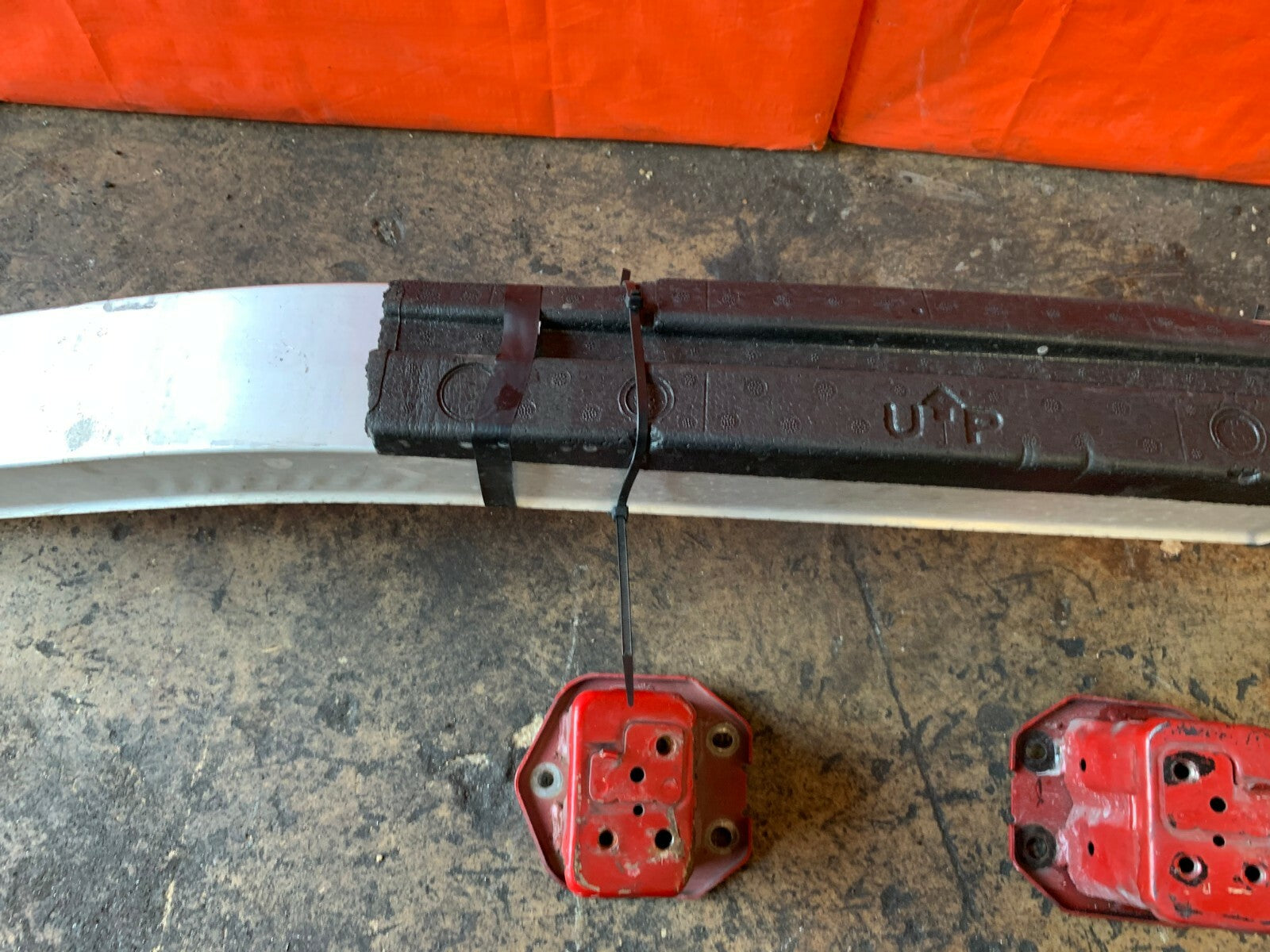 OEM 2008 HONDA CIVIC SI SEDAN   FRONT RE REINFORCEMENT BAR BEAM W/ BRACKETS7