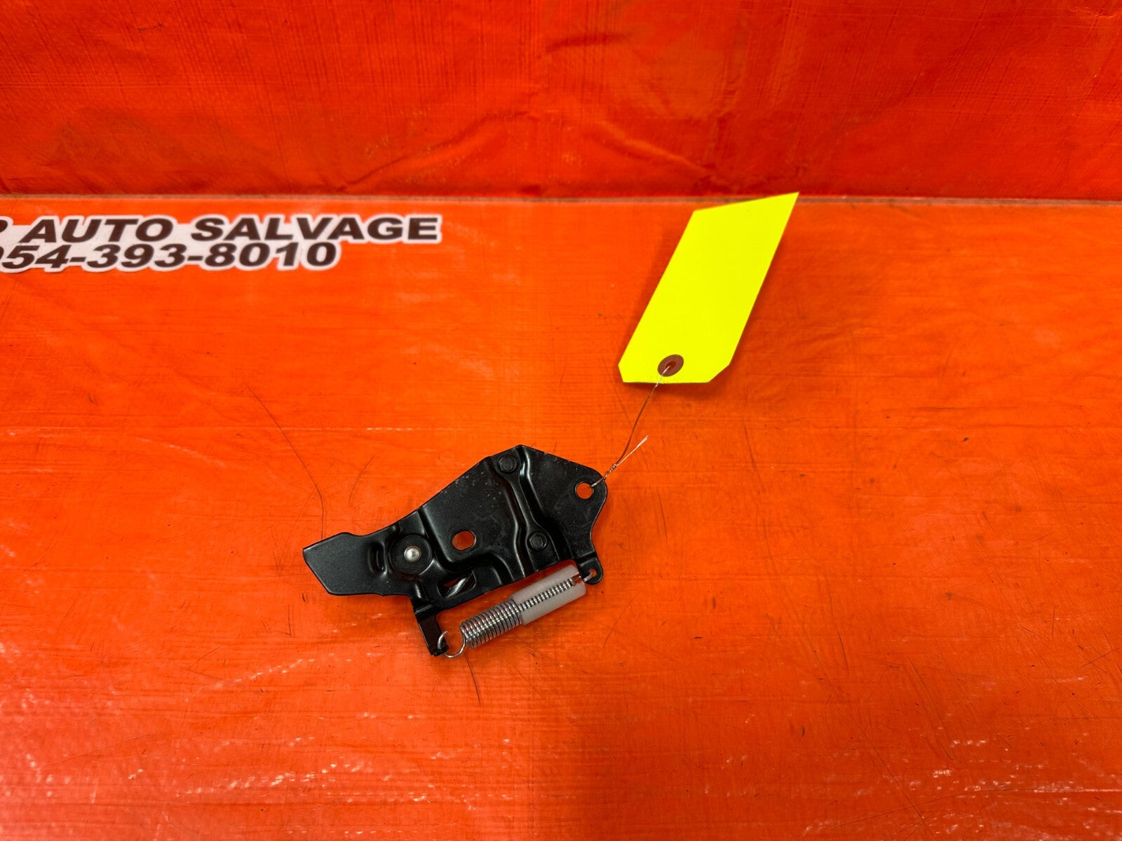 08 15 INFINITI G37 & Q60    2D COUPE   TRUNK STRIKER HOOK LATCH LOCK   OEM #2457