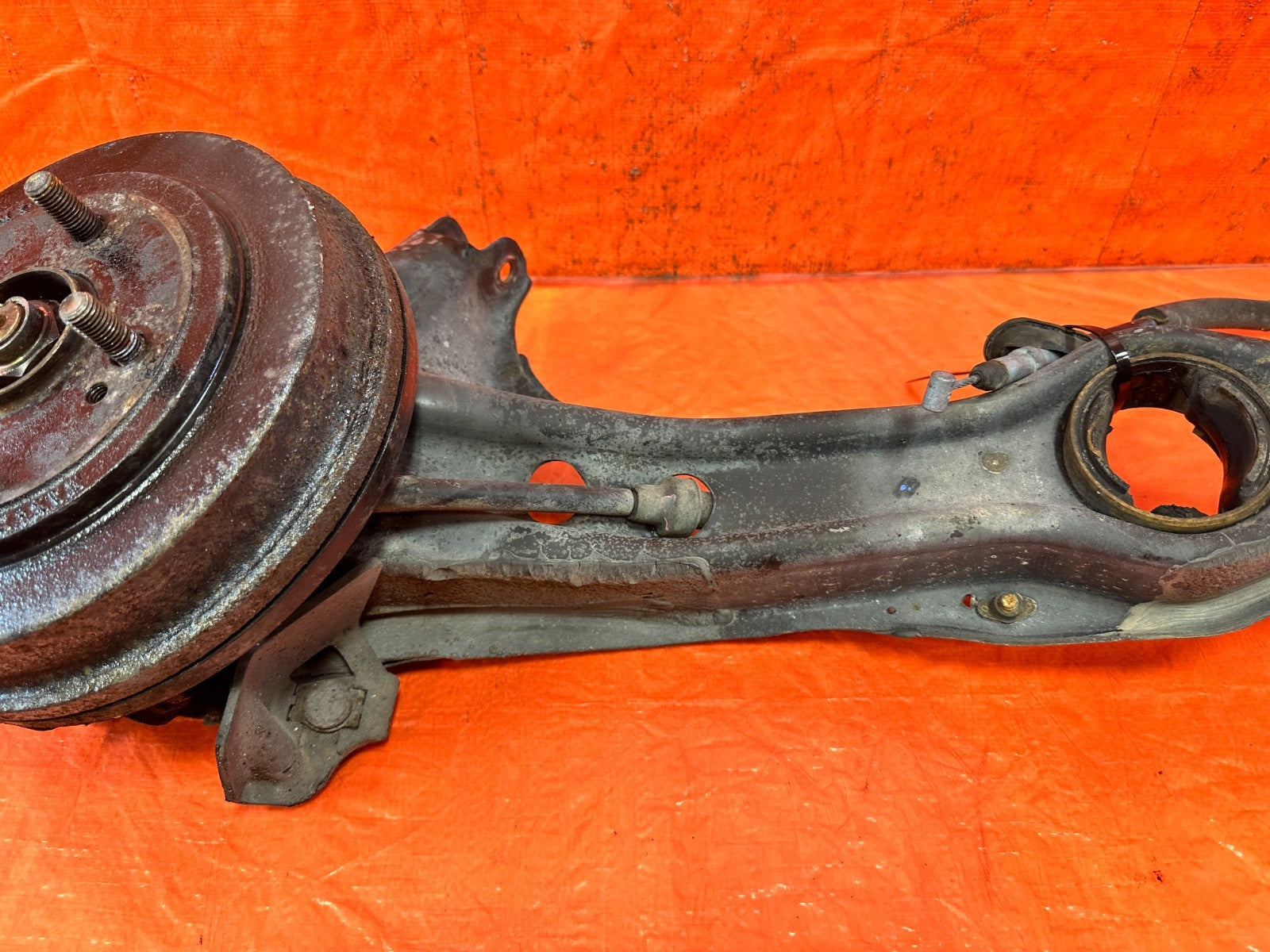 92 95 HONDA CIVIC   PASSENGER RIGHT REAR TRAILING ARM LOWER ARM   OEM 3274