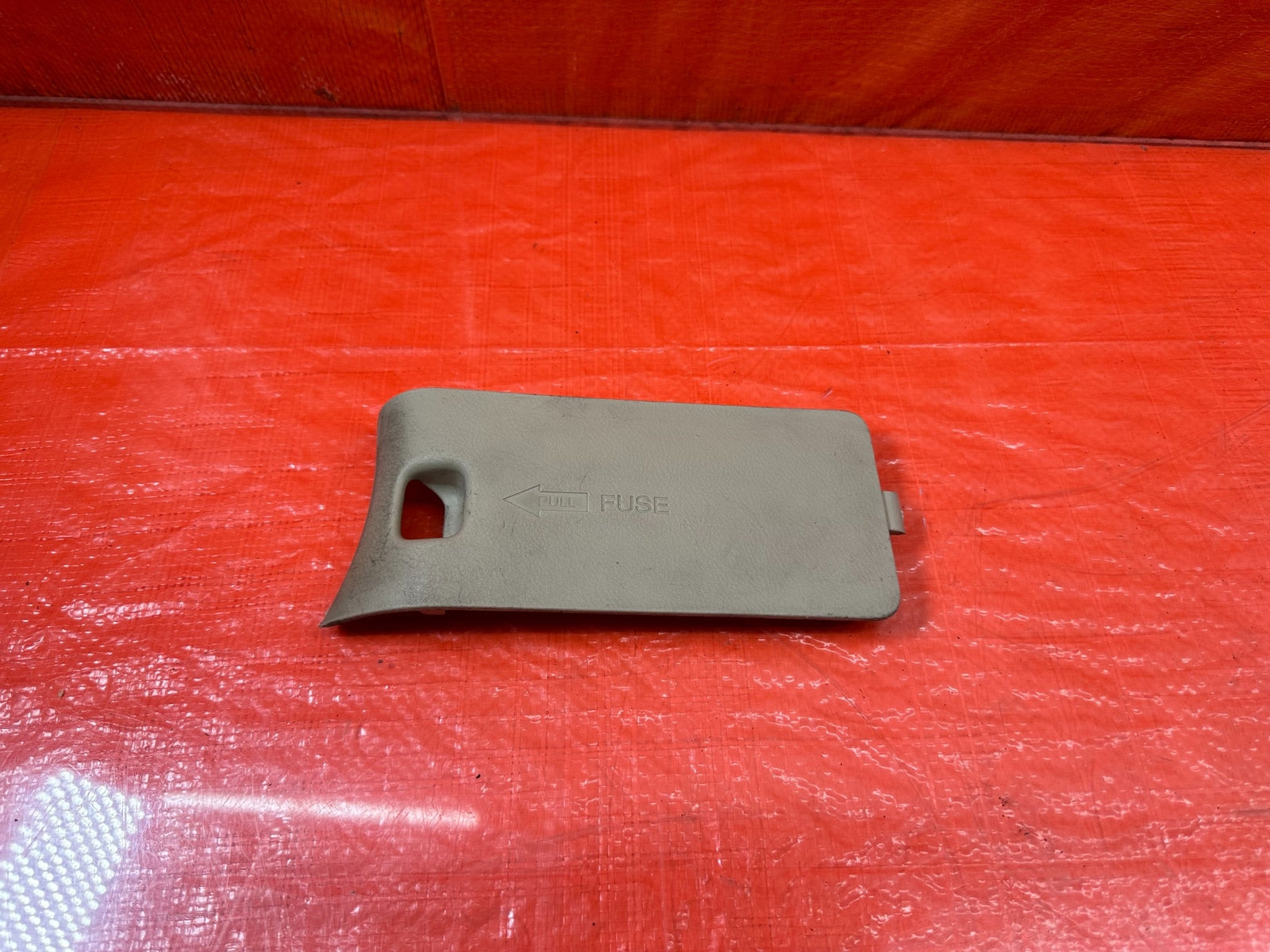 04 08 ACURA TSX   DRIVER LEFT KICK PANEL FUSE BOX DIAGRAM TAN   OEM #1960