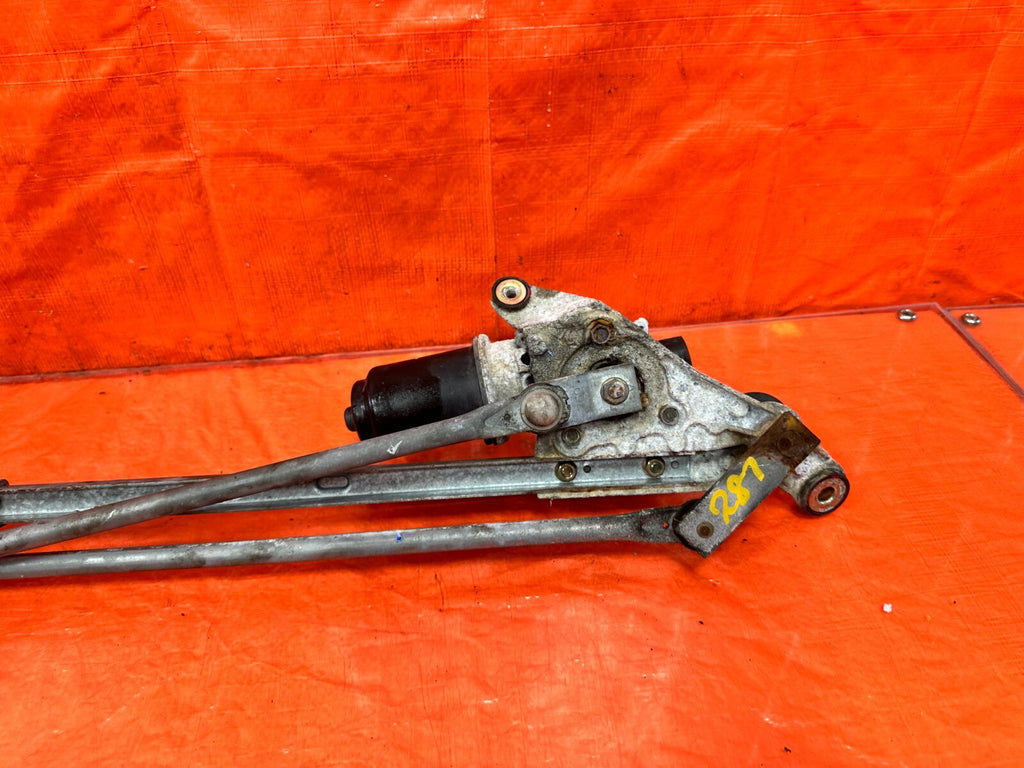 96 00 HONDA CIVIC   WINDSHIELD WIPER MOTOR AND WIPER LINKAGE COMBO   OEM #2873
