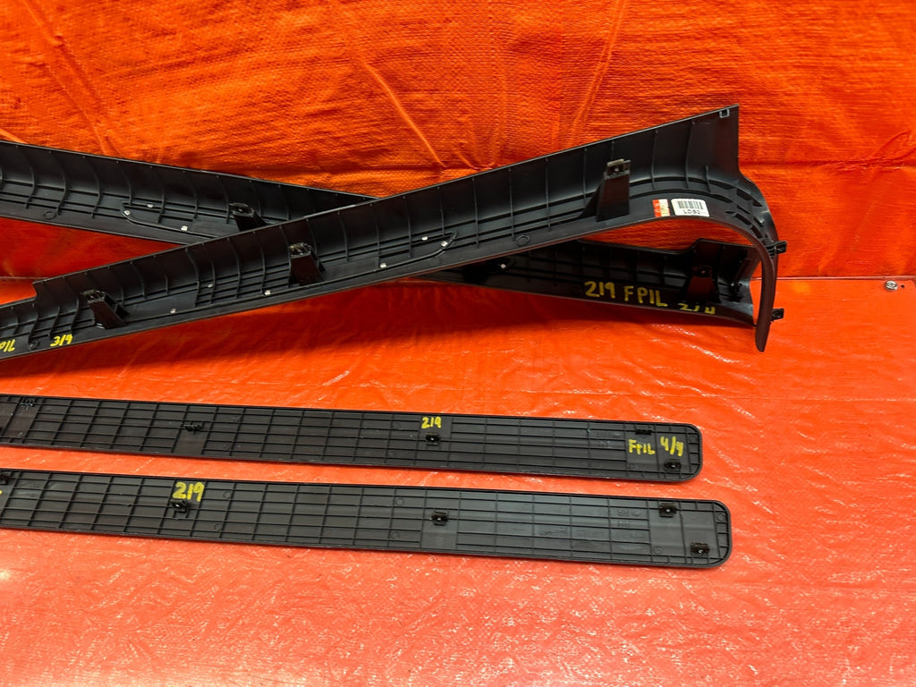 10 16 HYUNDAI GENESIS COUPE   LEFT AND RIGHT FLOOR PILLARS SCUFF PLATES OEM #21914