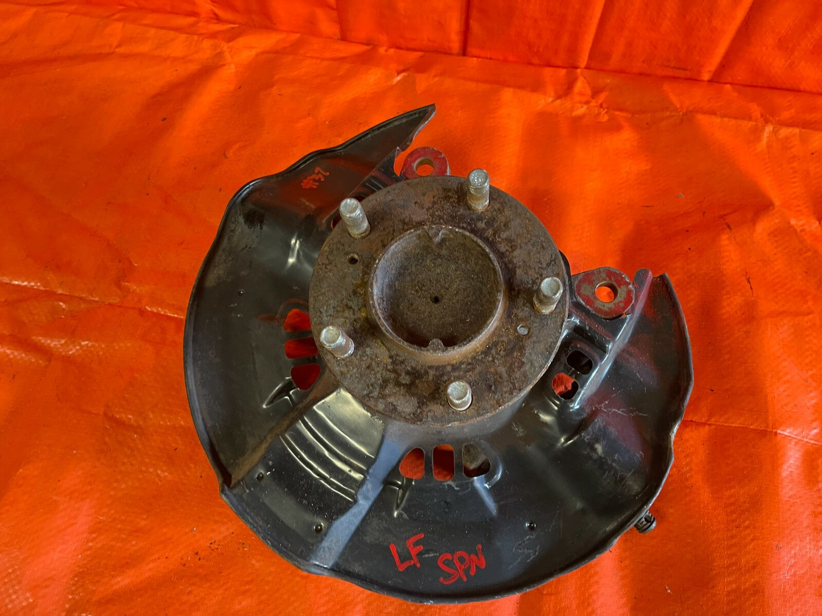 00 09 HONDA S2000 AP1 AP2   DRIVER LEFT FRONT SPINDLE KNUCKLE HUB   OEM FACTORY2