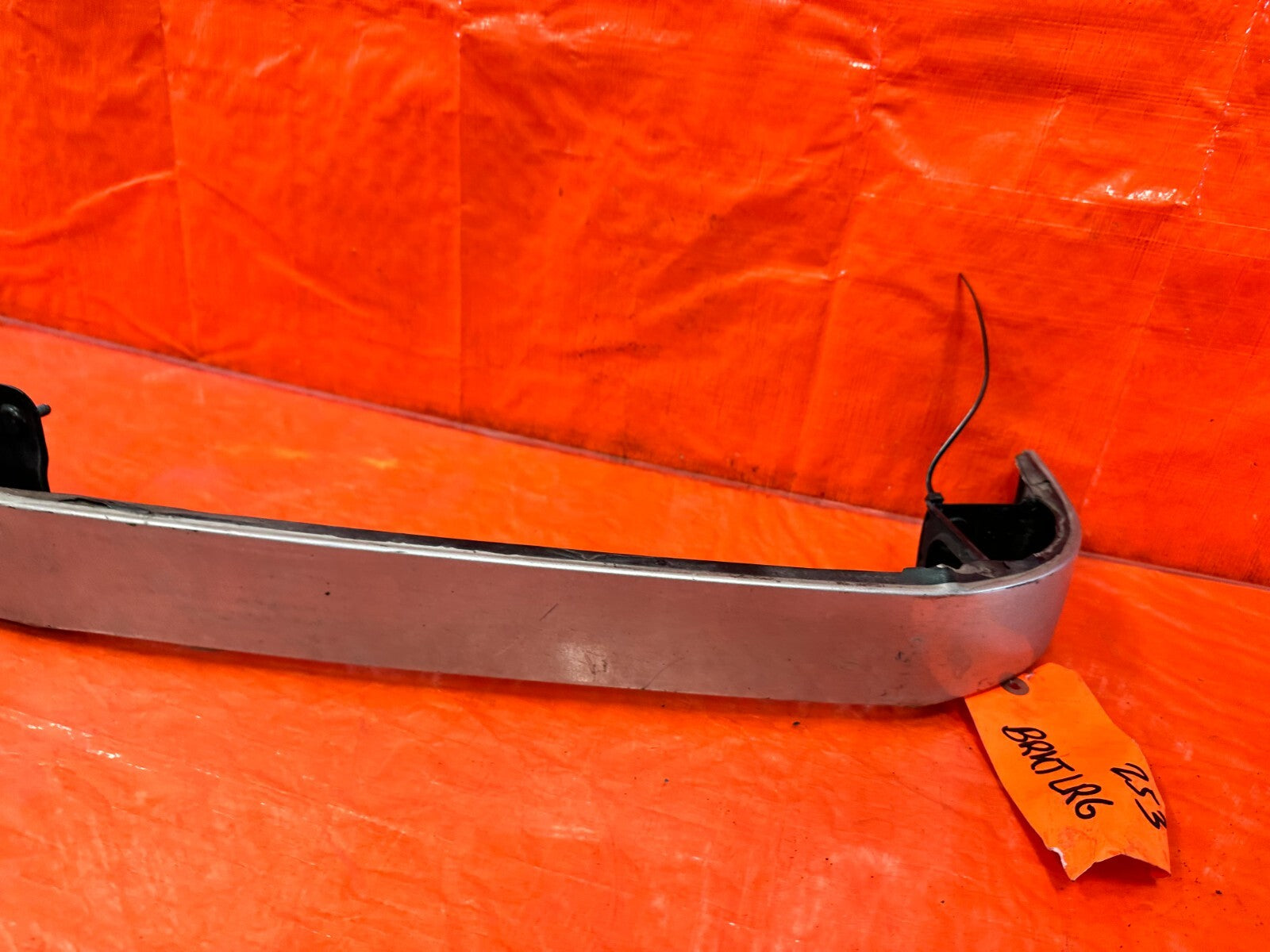 94 01 ACURA INTEGRA REAR BUMPER TAIL LIGHT LAMP GATE TRIM UPPER SKIRT PANEL #2535