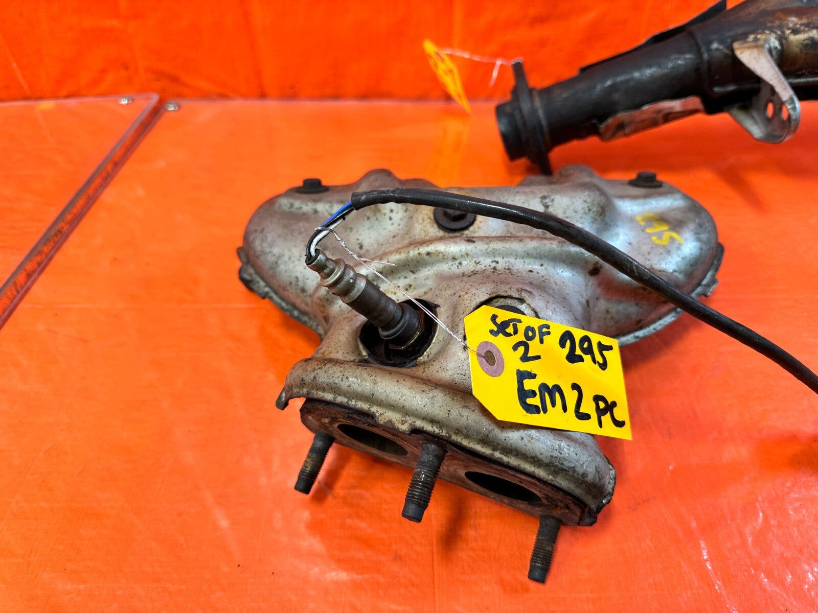 96 97 HONDA DEL SOL   D16Y8 SOHC VTEC   FACTORY EXHAUST MANIFOLD HEADER OEM 2951