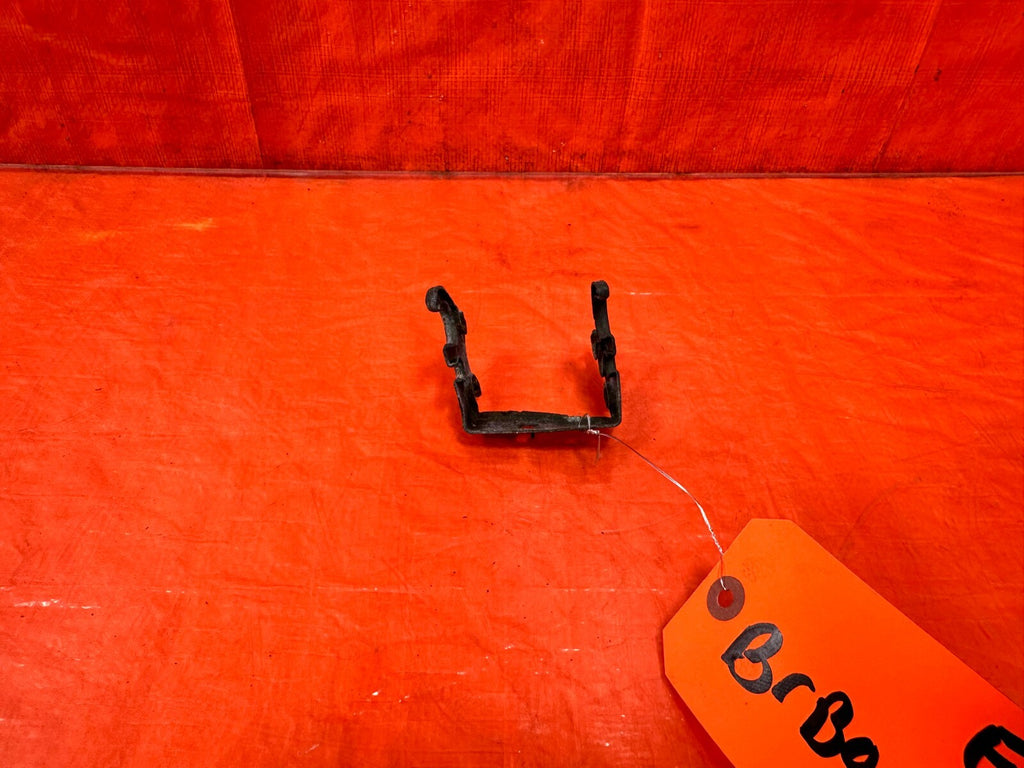 96 00 HONDA CIVIC   BRAKE BOOSTER LINE BRACKET   OEM FACTORY #EM11