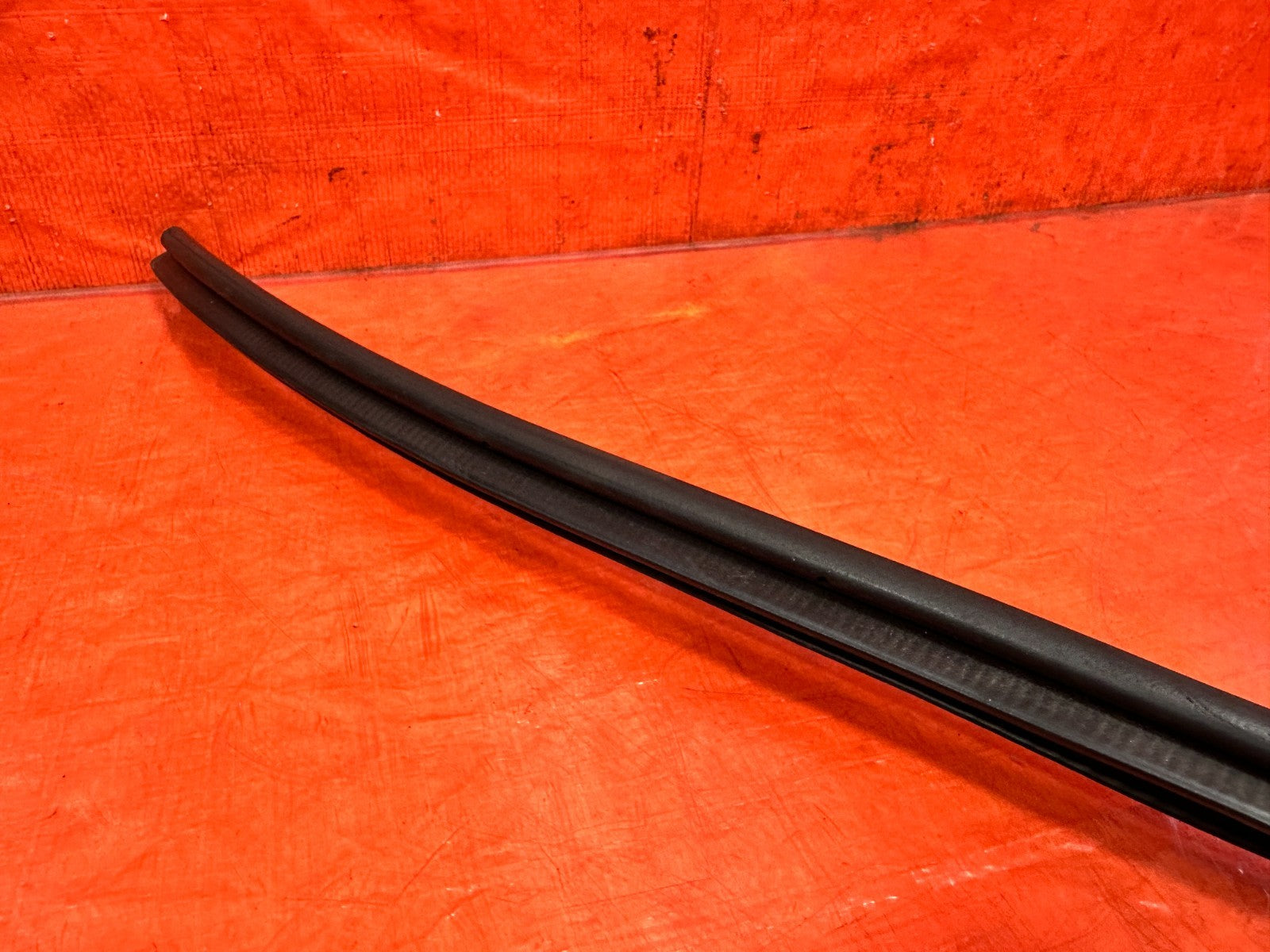 97 01 HONDA CR V CRV   CHASSIS TO DOOR OPEN TRIM GASKET LEFT REAR   OEM #30113
