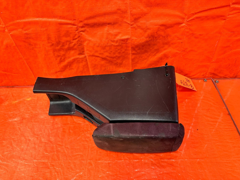 94   01 ACURA INTEGRA   CENTER CONSOLE ARM REST   GRAY LEATHER OEM FACTORY 2818