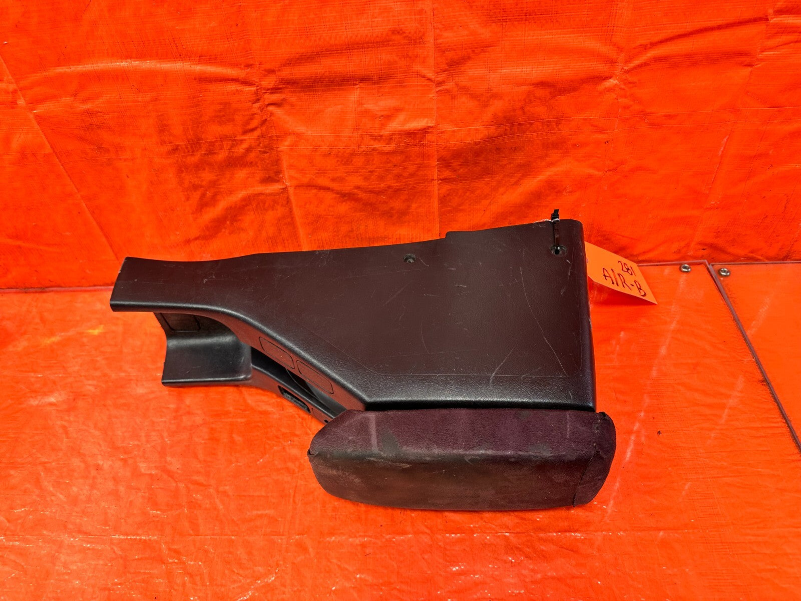 94   01 ACURA INTEGRA   CENTER CONSOLE ARM REST   GRAY LEATHER OEM FACTORY 2818