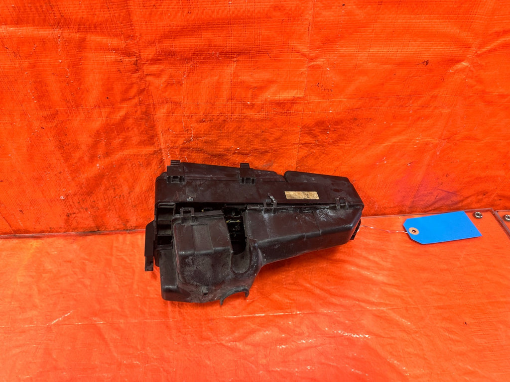 2005 05 ACURA TSX   EXTERIOR / ENGINE BAY   FUSE BOX PANEL   OEM FACTORY #3042
