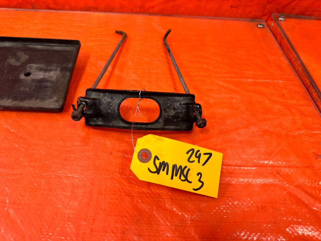 HONDA & ACURA   INTEGRA CIVIC DEL SOL   BATTERY TRAY PLASTIC AND TIE DOWN OEM 971