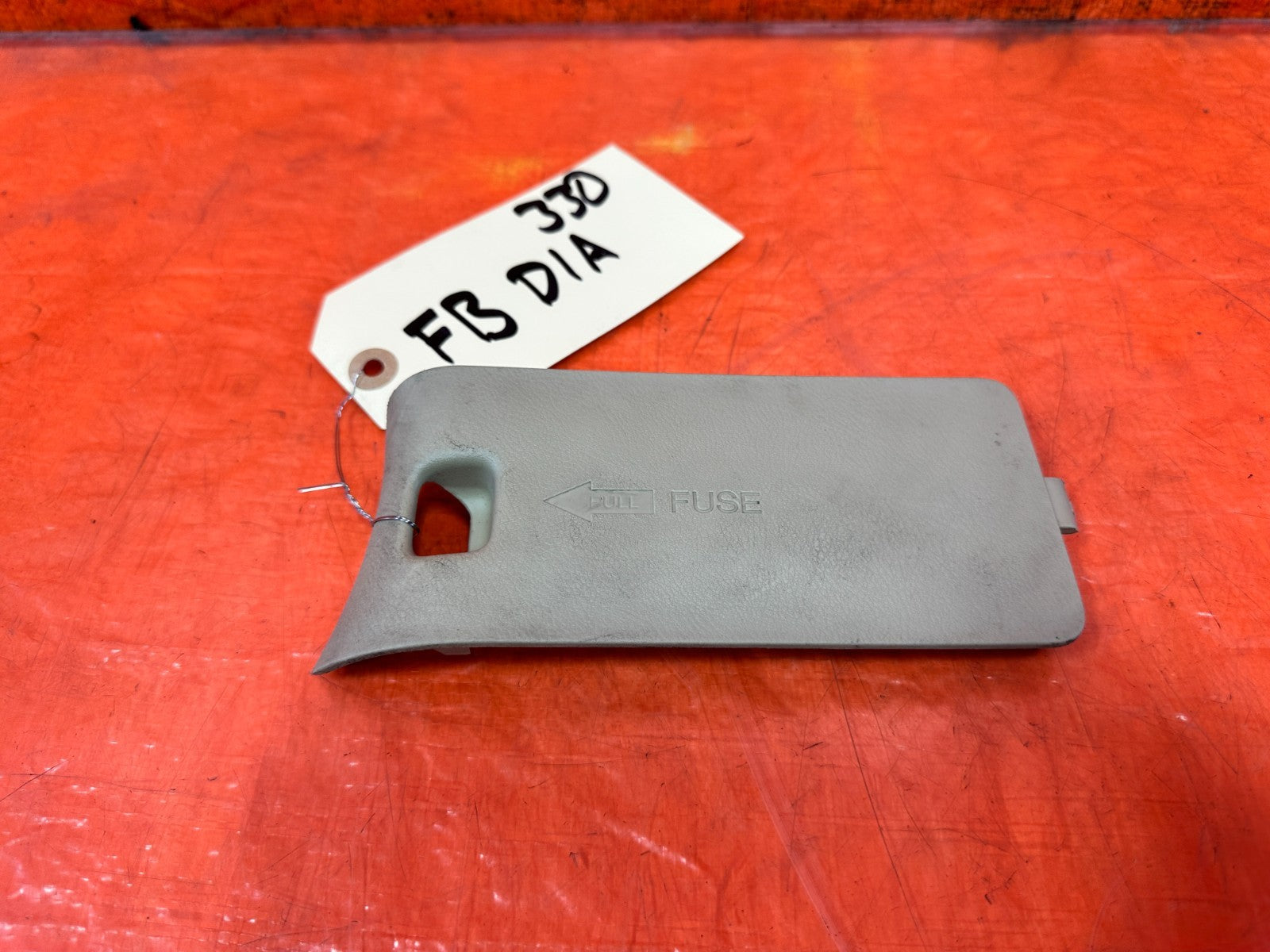 04 08 ACURA TSX INTERIOR KICK PANEL FUSE BOX DIAGRAM COVER OEM #3304