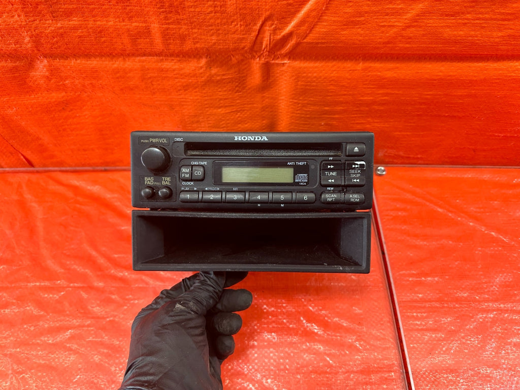 96 00 HONDA CIVIC   AM FM RADIO STEREO CD PLAYER   OEM FACTORY #1950