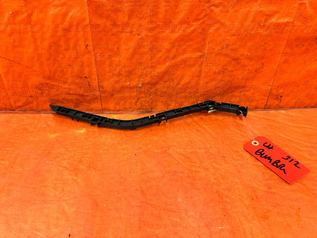 04 08 ACURA TSX   LEFT REAR   BUMPER BRACKET CLIP SPACER RETAINER   OEM #3122