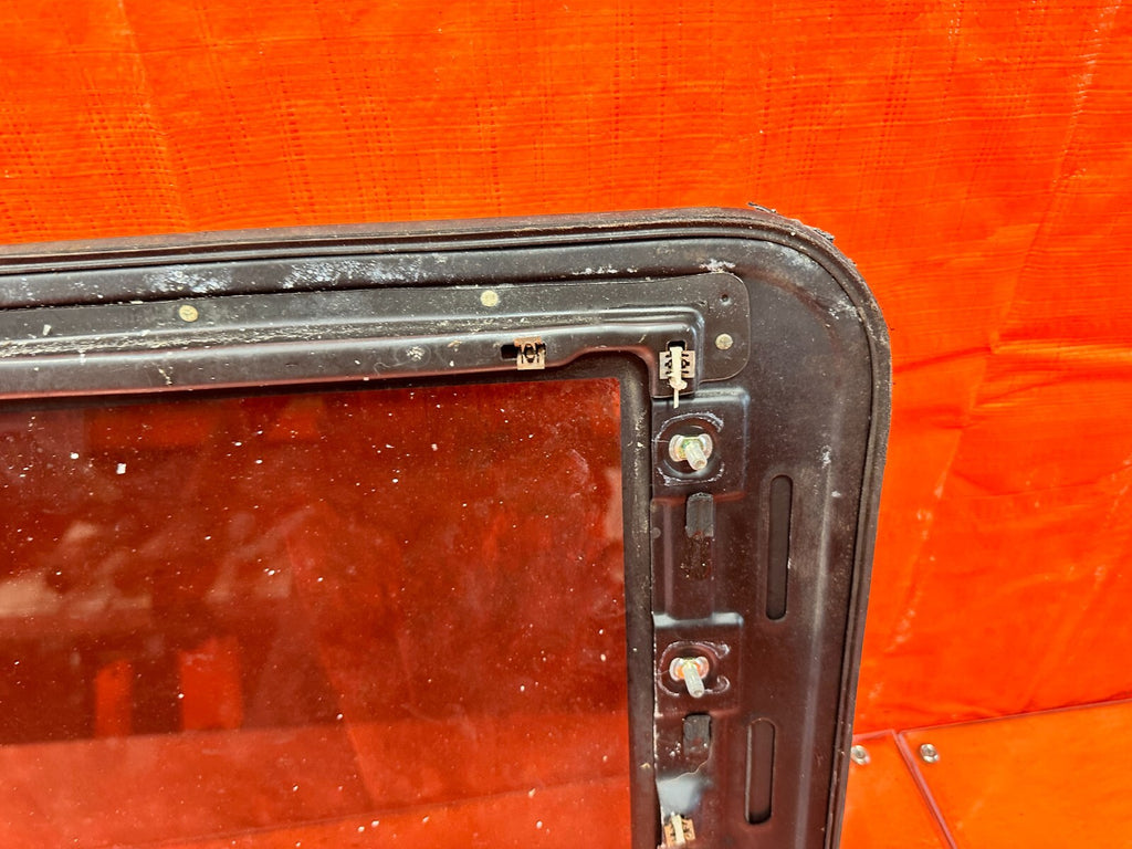 92 96 LEXUS SC300   SUNROOF MOONROOF SLIDING ROOF GLASS   OEM FACTORY #27614