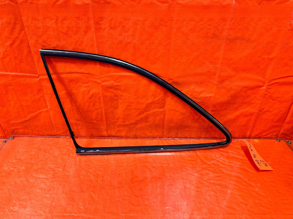 92 00 LEXUS SC300   DRIVER LEFT REAR QUARTER GLASS TRIM   OEM FACTORY #2760