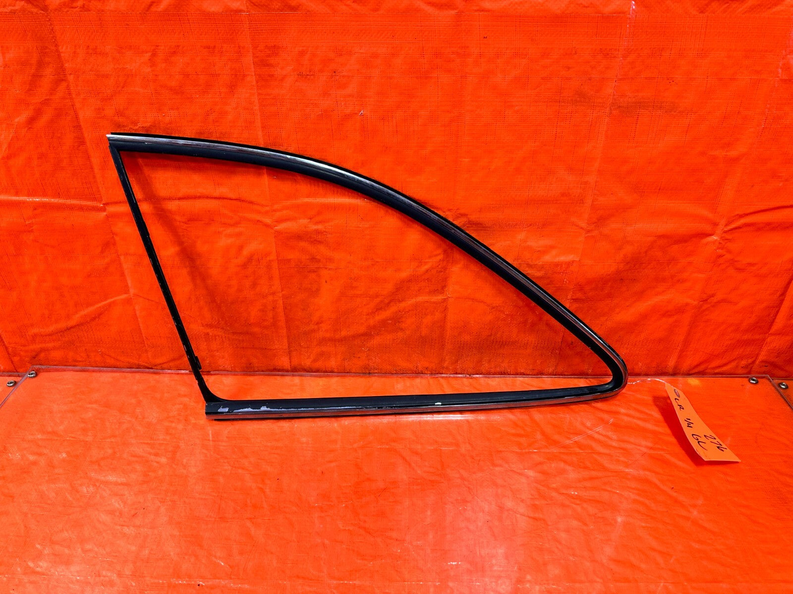 92 00 LEXUS SC300   DRIVER LEFT REAR QUARTER GLASS TRIM   OEM FACTORY #2760