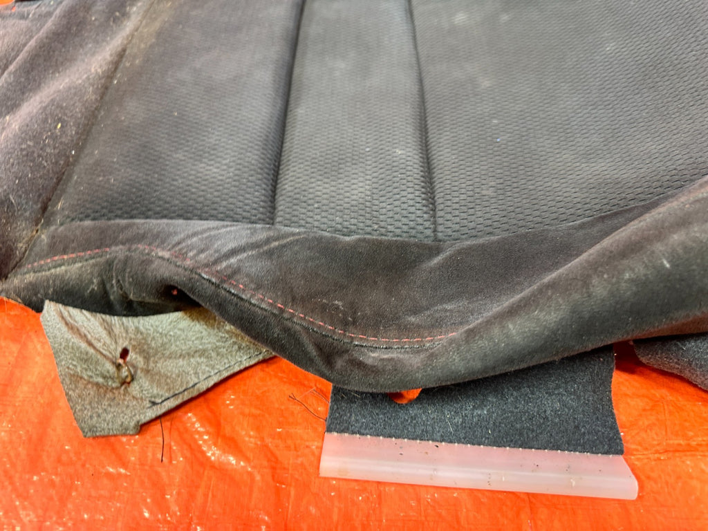 06 11 HONDA CIVIC SI RIGHT FRONT LOWER SEAT SKIN CLOTH FABRIC COVER OEM #3004