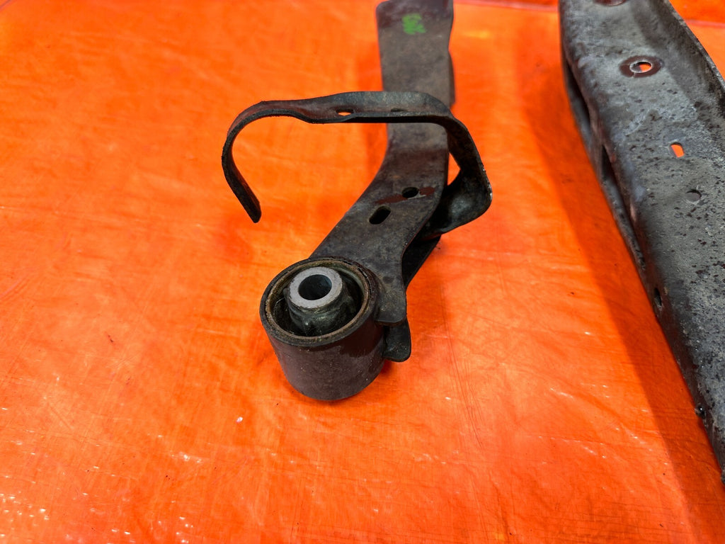 13 16 SCION FRS   DRIVER LEFT REAR CONTROL ARM PACKAGE 4 ARMS   OEM #29311