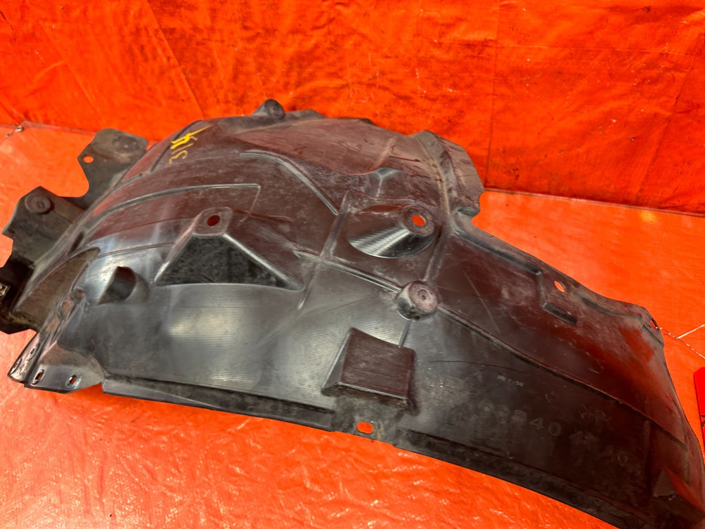 14 23 INFINITI Q50   DRIVER LEFT FRONT FENDER LINER REAR PORTION   OEM 3143