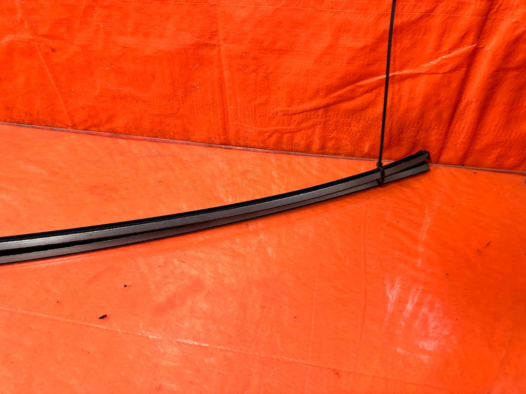 08 15 INFINITI G37 COUPE GAS GASOLINE FUEL TANK MOUNTING STRAPS BAND SET OEM 3118