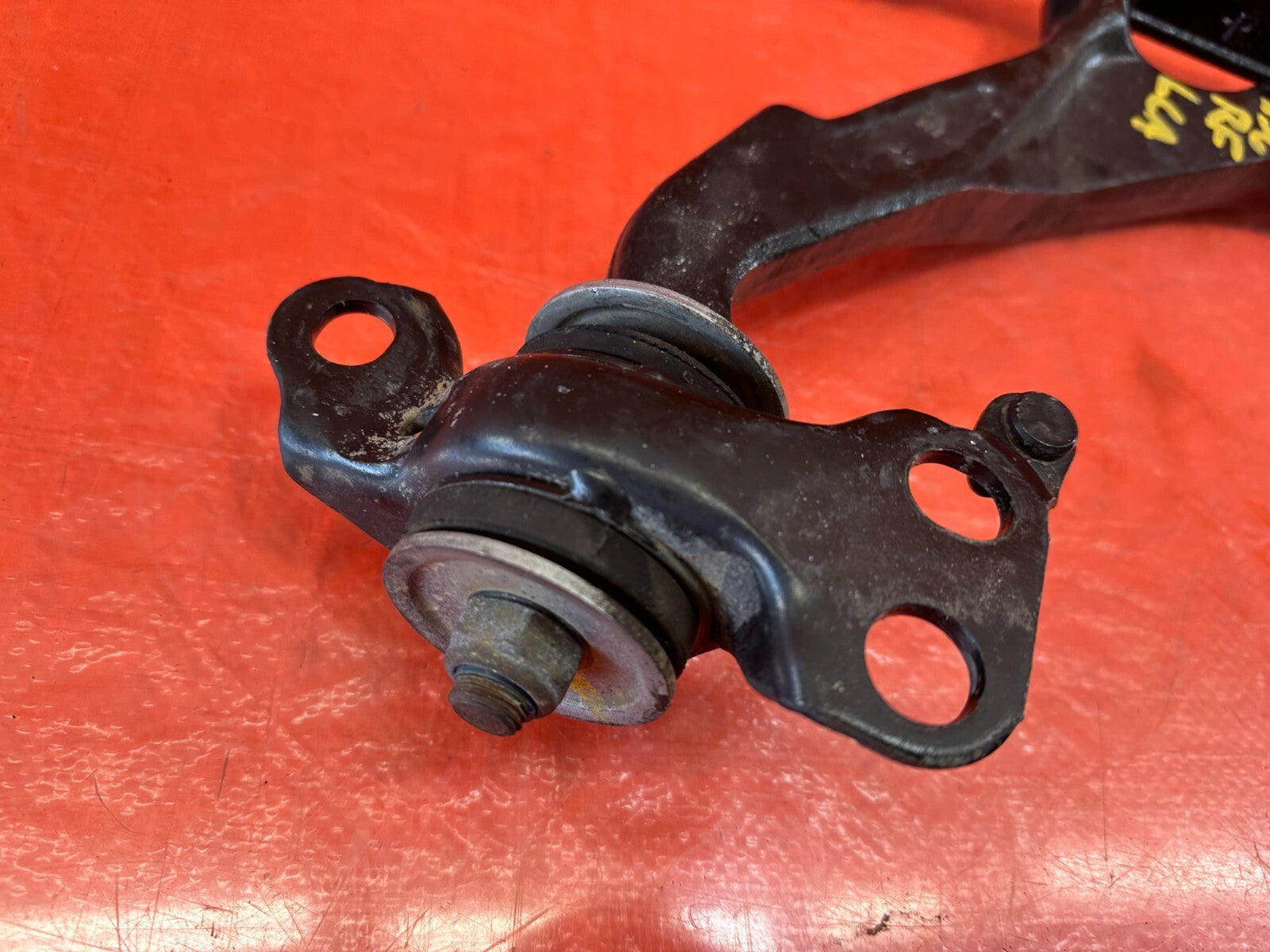 93 94 HONDA DEL SOL SI   PASSENGER RIGHT FRONT   LOWER CONTROL ARM   OEM OE #2362