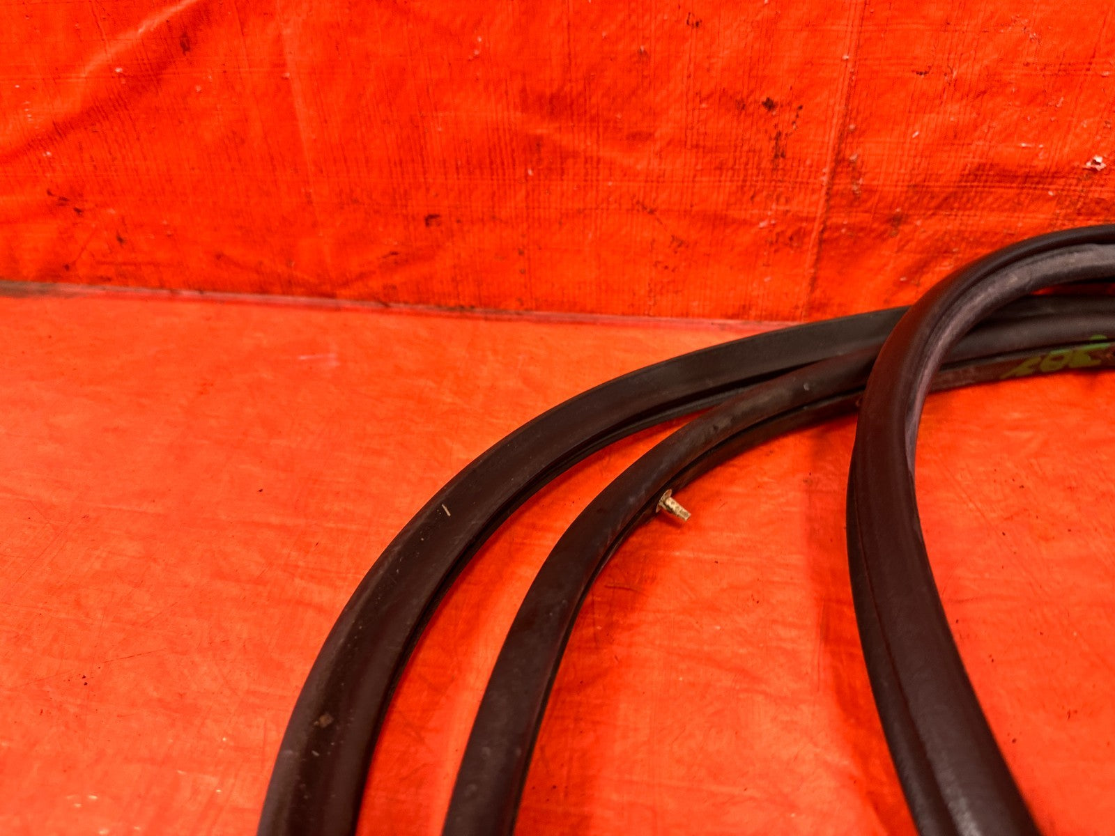 02 05 HONDA CIVIC SI EP3 HATCH LEFT DOOR WEATHER STRIP TRIM SEAL GASKET OEM 3085