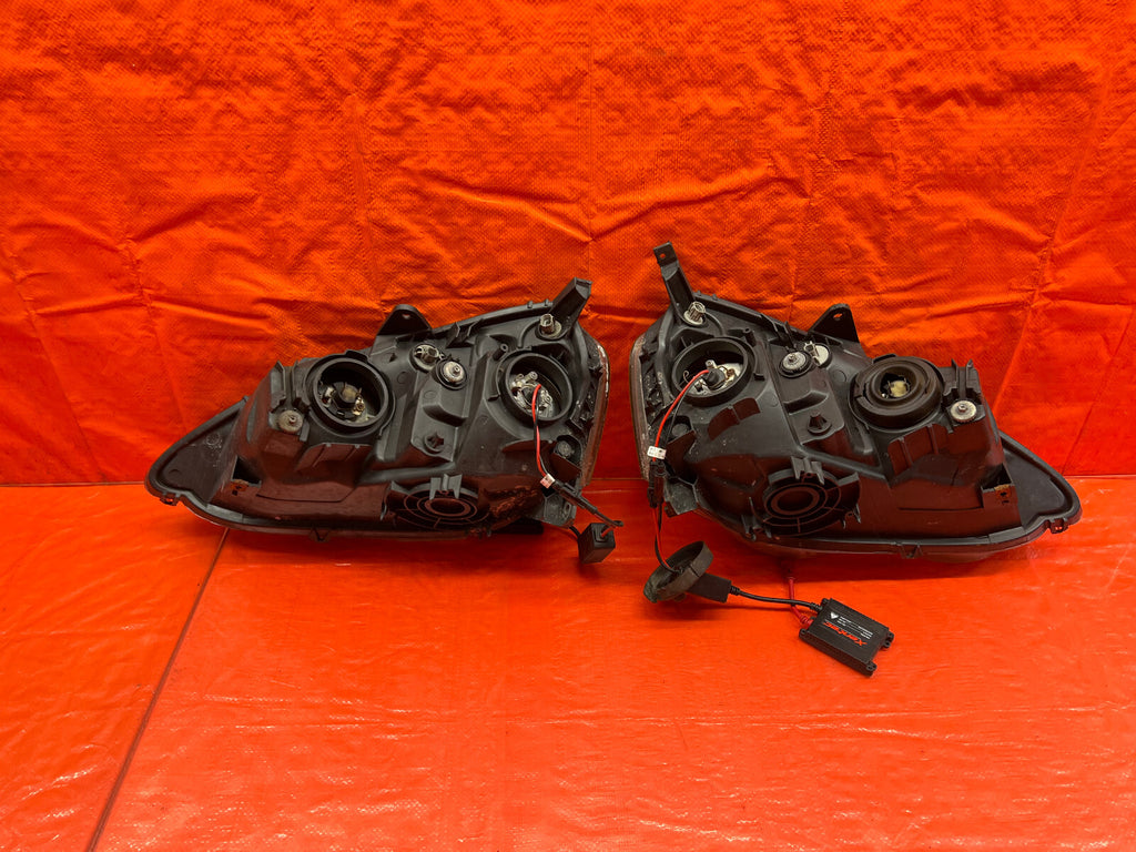 02 04 ACURA RSX   AFTERMARKET BRAND BLACK HOUSING HEADLIGHTS   LEFT & RIGHT #17120