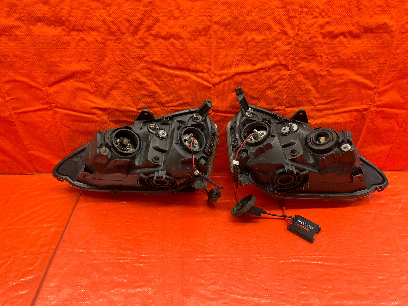02 04 ACURA RSX   AFTERMARKET BRAND BLACK HOUSING HEADLIGHTS   LEFT & RIGHT #17120
