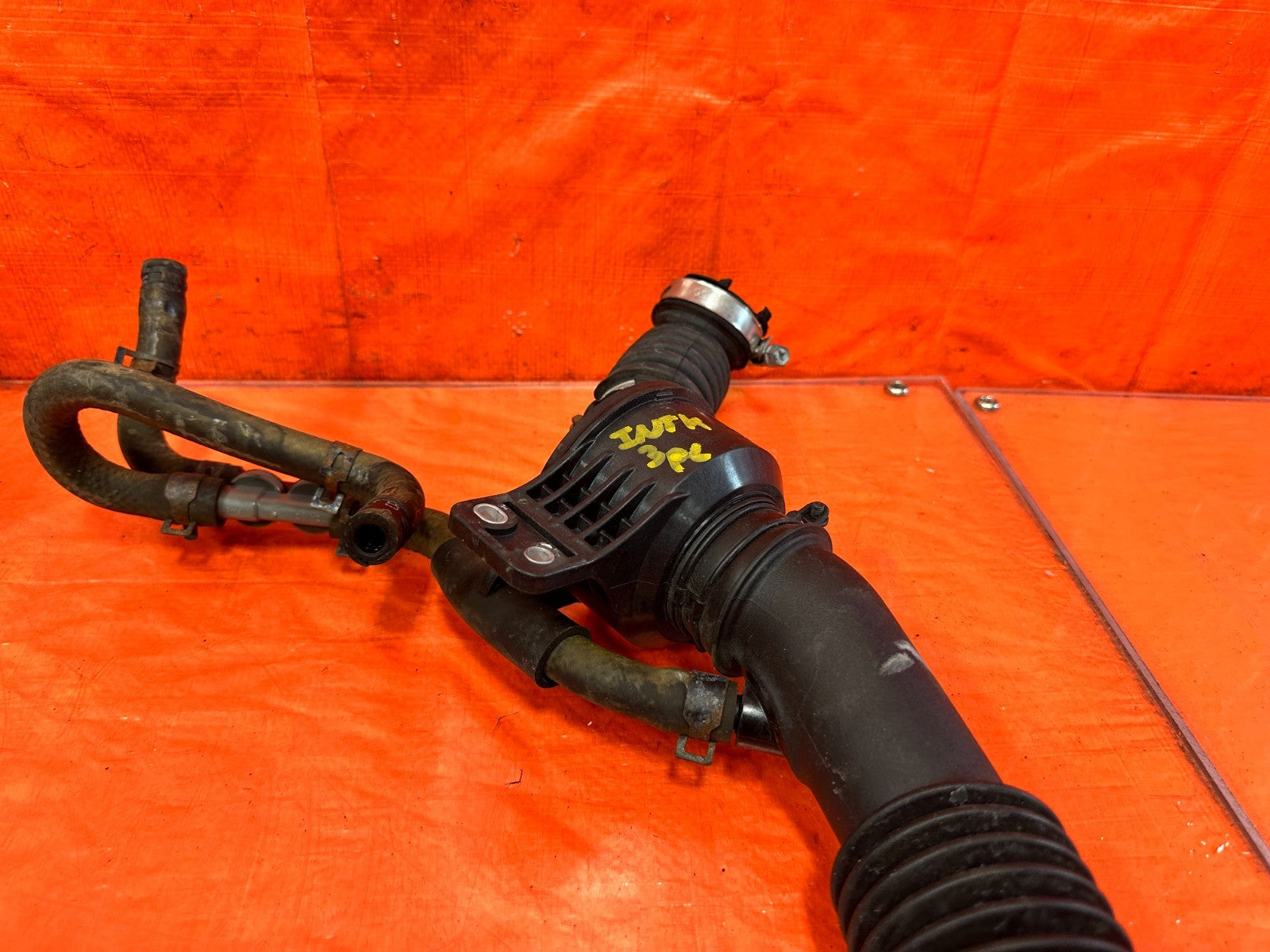 13 16 HYUNDAI GENESIS COUPE 3.8L   FACTORY INTAKE W/ ARM AIR BOX RESONATOR OEM9