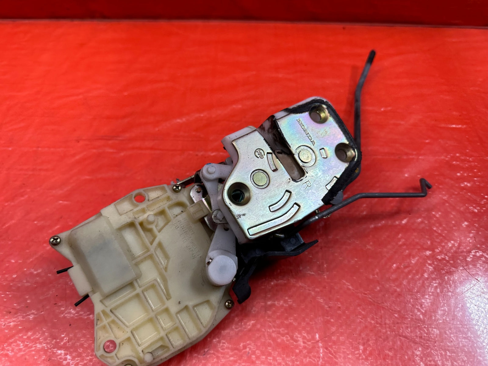 04 09 HONDA S2000   PASSENGER RIGHT DOOR LOCK ACTUATOR LOCK LATCH   OEM #1977