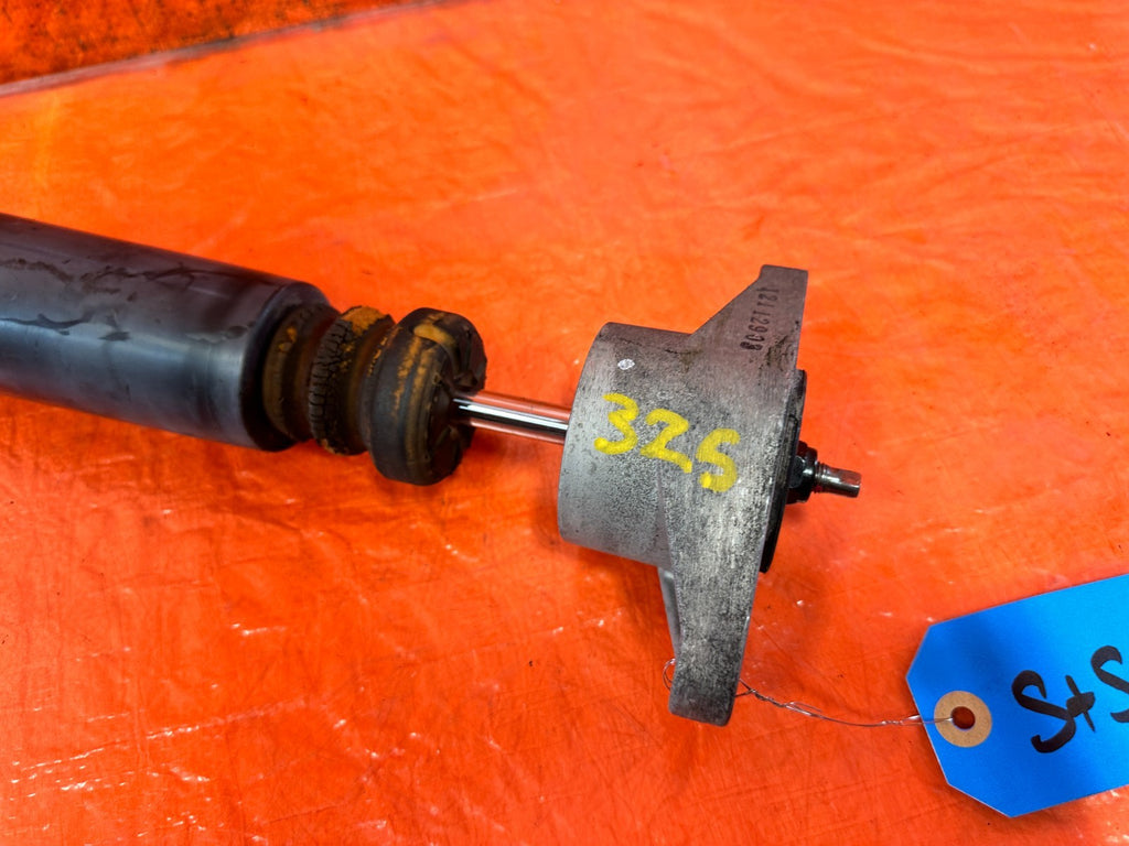 12 14 HYUNDAI GENESIS COUPE BK2 2.0L LEFT OR RIGHT REAR SHOCK   JUST 1   OEM 3253