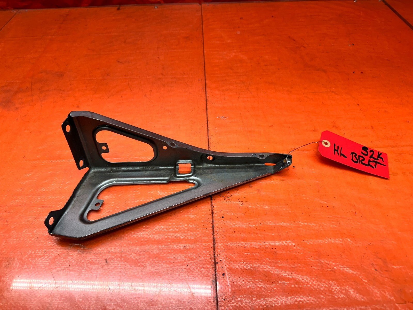 2000 2009 HONDA S2000 LEFT FRONT FENDER BRACKET SUPPORT STAY MOUNT LH OEM #S2K0